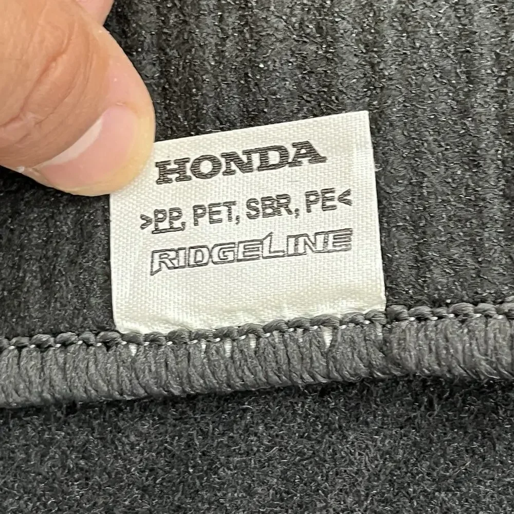 Honda Ridgeline 2017-2026 OEM Carpet Floor Mats 3 Piece Set Used Good! - Picture 4 of 5